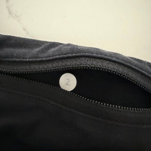 Lululemon Speed Up Low-Rise Lined Short 2.5" - Picture 9 of 12